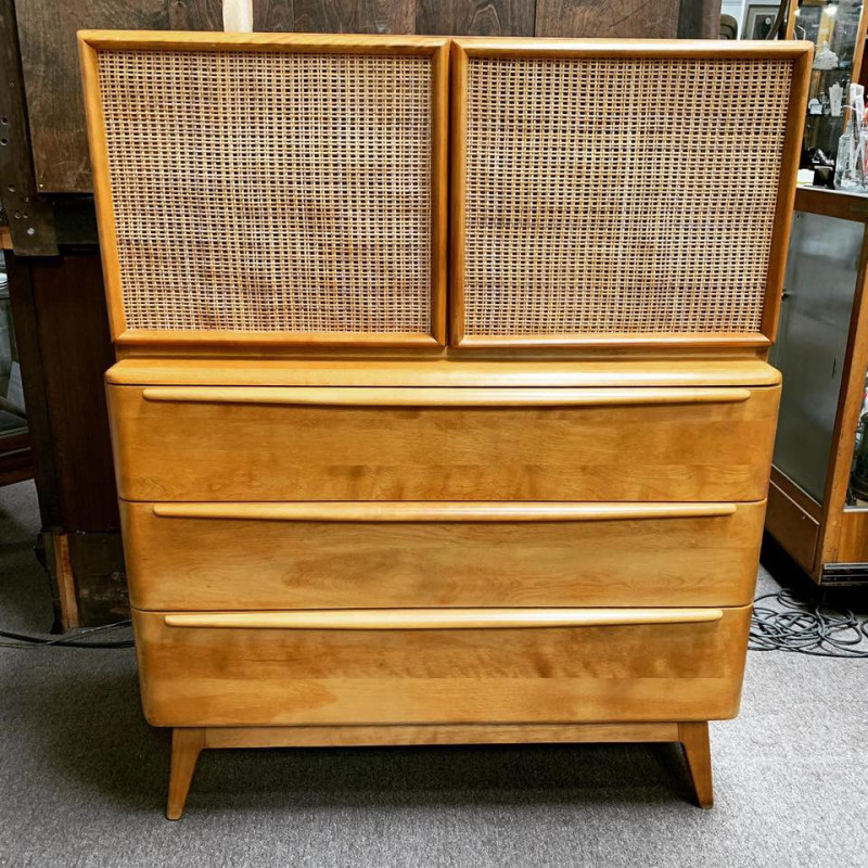 Encore Dresser